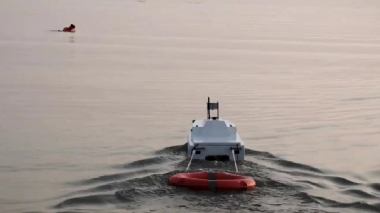 Drone kapal pencari korban kecelakaan YOLO-Boat. (Dian Kurniawan/Liputan6.com)