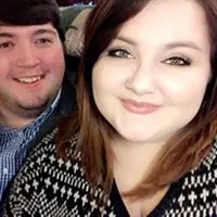 Pasangan Ariel dan Quinn McRae diejek pramuniaga toko karena membeli cincin murah untuk pernikahan mereka. (Foto: Facebook.com/Ariel McRae)