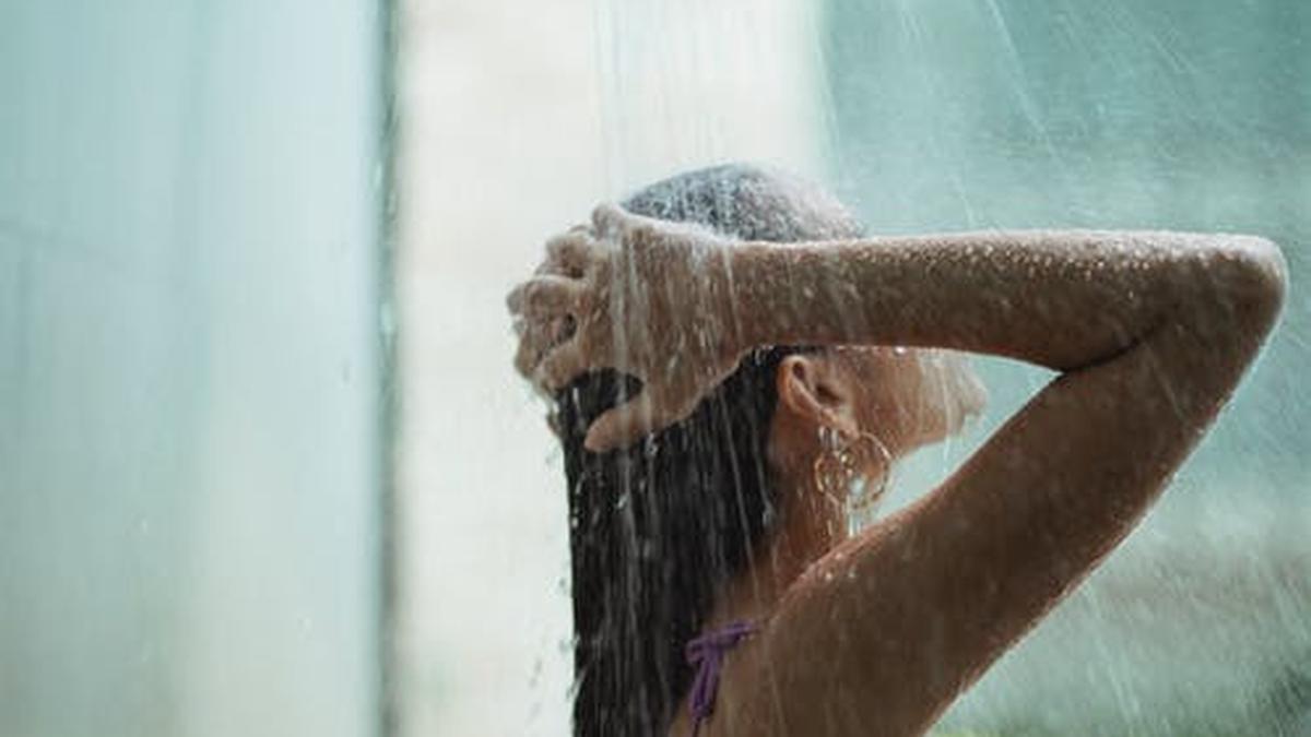 9 Manfaat Mandi dengan Air Dingin untuk Imunitas dan Mood Positif