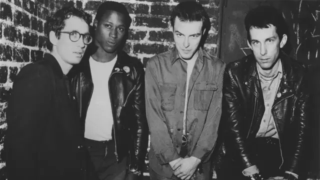 Dead Kennedys.