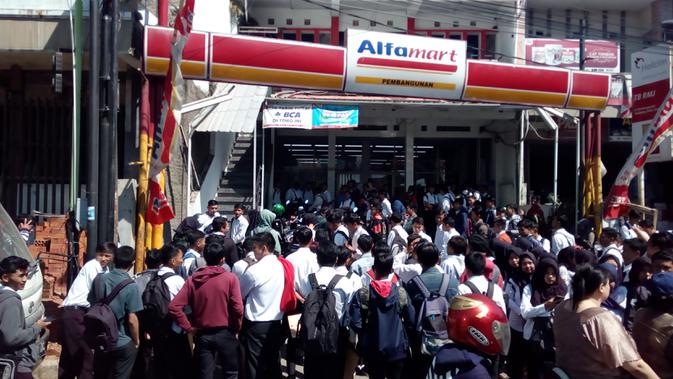 Usai Lebaran Peminat Calon Juru Kasir Minimarket Ritel Di Garut Membeludak Regional Liputan6 Com