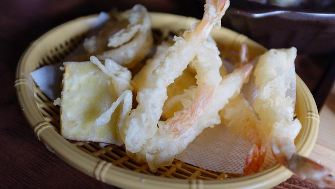 Ilustrasi tempura udang./Copyright pixabay.com/doomoak