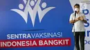 Menteri Kesehatan Budi Gunadi Sadikin saat meresmikan Sentra Vaksinasi Indonesia Bangkit di RSUI, Depok, Jawa Barat, Kamis (25/3/2021). Program Sentra Vaksinasi Indonesia Bangkit untuk lansia yang berdomisili di Depok dan sekitarnya ini digelar secara drive thru. (Liputan6.com/Herman Zakharia)