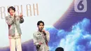 Boyband asal Indonesia, UN1TY saat menghibur para penggemar mereka di Jakarta, Sabtu (17/12). UN1TY menggelar konser tunggal pertama kalinya yang bertajuk “UN1VERSARY: The Show”. (Liputan6.com/Angga Yuniar)