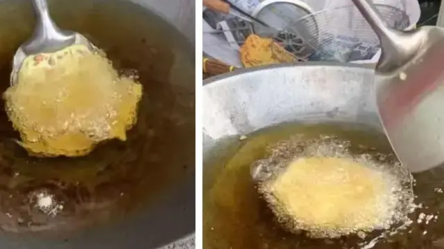 Menggoreng Rempeyek dengan Spatula