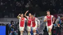 Selebrasi gol Ajax yang dicetak oleh Hakim Ziyech pada leg 1, 16 besar Liga Champions yang berlangsung di stadion Amsterdam Arena, Amsterdam, Kamis (14/2). Ajax kalah 1-2 kontra Real Madrid (AFP/Emmanuel Dunand)