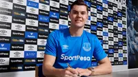 Michael Keane resmi pindah dari Burnley ke Everton pada Senin (3/7/2017). (dok. Everton)