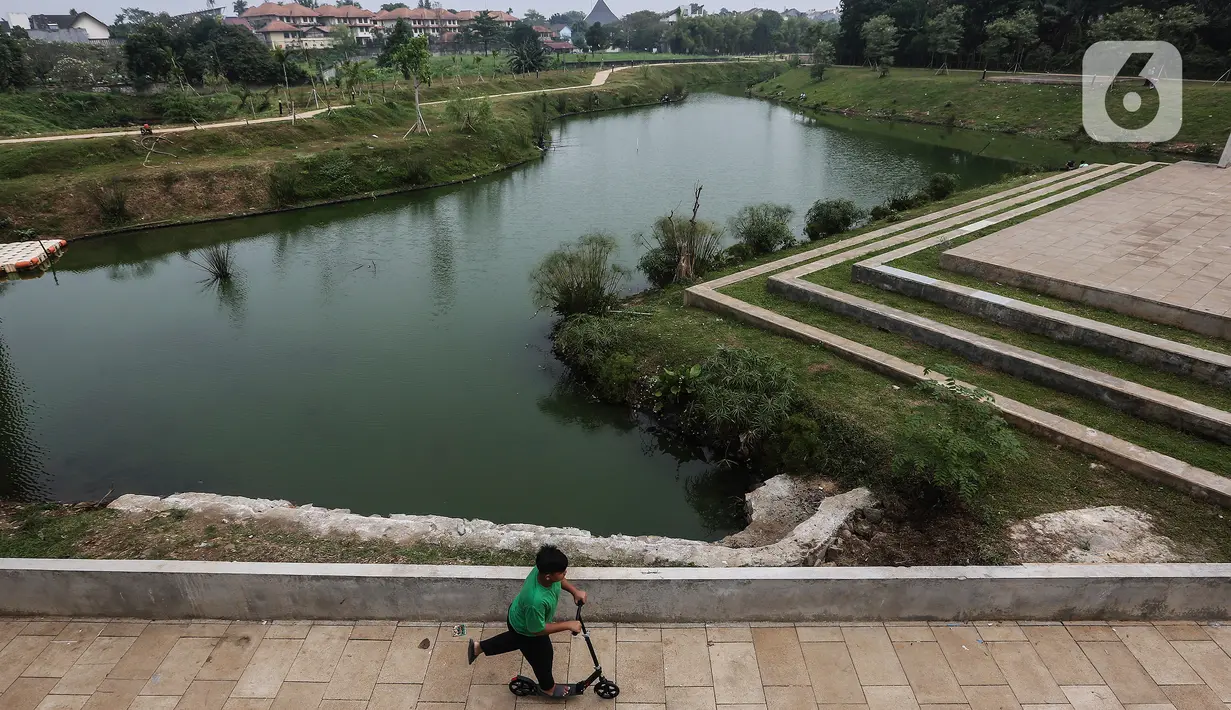 Pemerintah melalui Penjabat Gubernur DKI Jakarta Heru Budi Hartono ingin agar Pemprov DKI dapat memaksimalkan peran waduk untuk menampung limpahan air. (Liputan6.com/Johan Tallo)