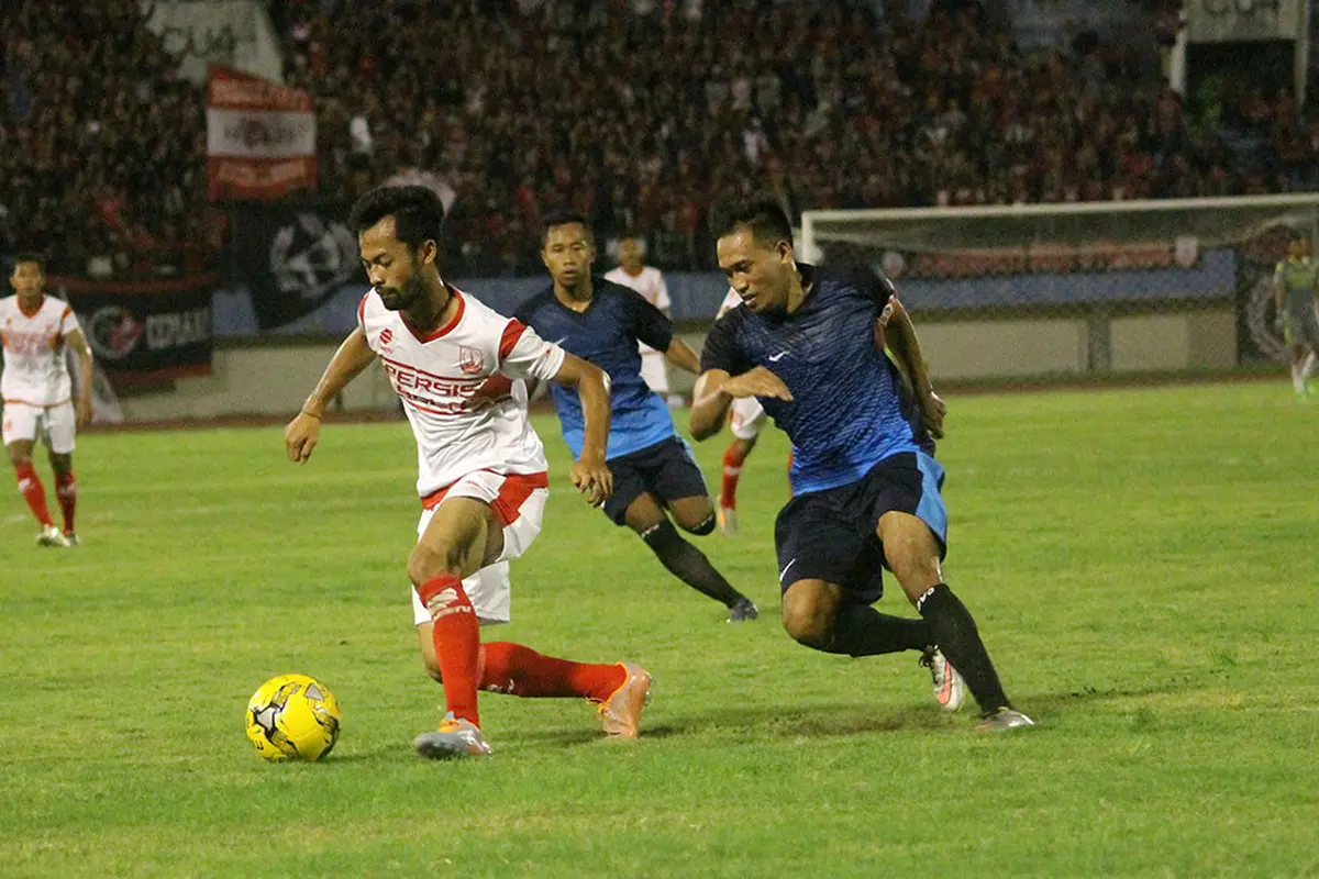 Persis vs Madiun Putra
