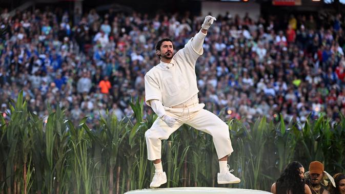 Sneaker Bad Bunny di Super Bowl 2026 Dirilis, Harganya di Bawah Rp 3 Juta