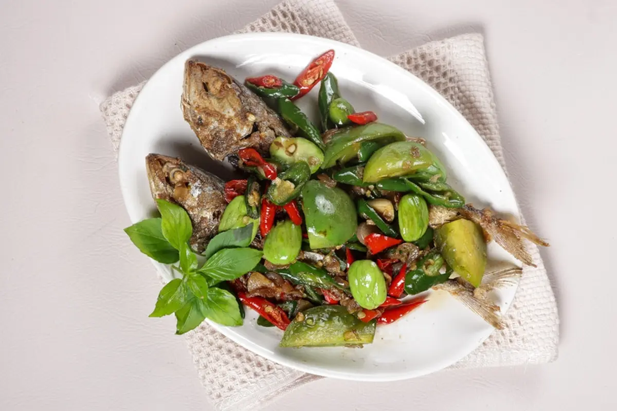 ikan peda sambel ijo tumis pete