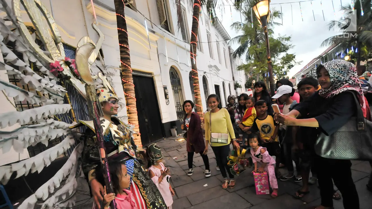 Lebaran Ke-3, Warga Habiskan Libur Lebaran di Kota Tua