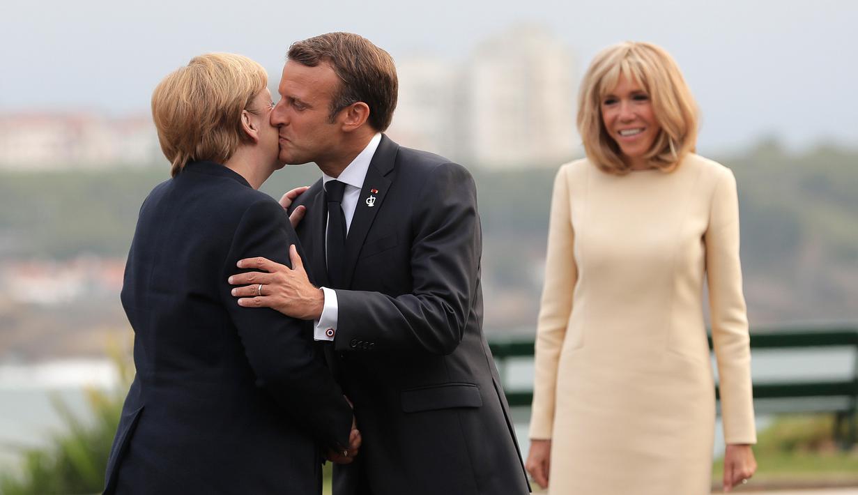 Foto Keramahan Presiden Prancis Menyambut Pemimpin Dunia Di Ktt G7 Global Liputan6 Com
