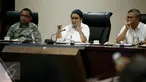 Menlu Retno Marsudi (tengah) bersama Pengamat Timur Tengah, Trias Kuncahyono (kanan) menjadi pembicara dalam diskusi di Kantor Staf Presiden, Komplek Istana, Jakarta, Rabu (2/3). Diskusi itu membahas KTT OKI dan isu Palestina (Liputan6.com/Faizal Fanani)