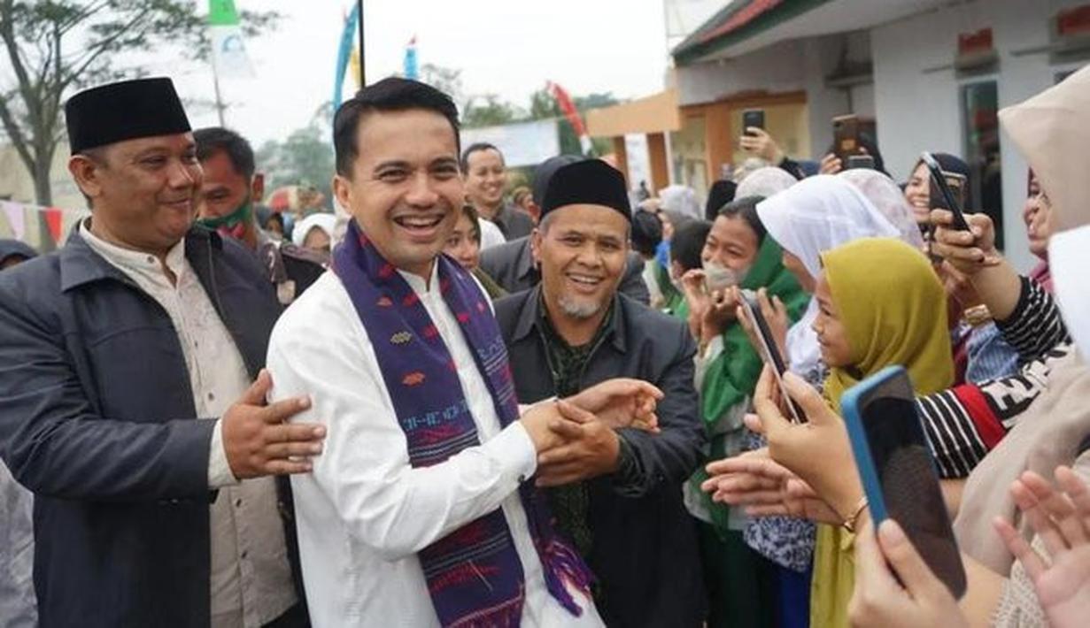 Melalui akun Instagram-nya, pria 46 tahun ini juga sering mengunggah sederet aktivitasnya yang sekarang lebih dekat dengan masyarakat. (instagram.com/sahrulgunawanofficial)