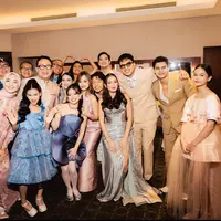 Gala Premier Film Ahlan Singapore bersama para cast. Dok. Md Entertainment