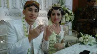 Niken Anjani usai menikah dengan Rama. (foto: Julian Edward)