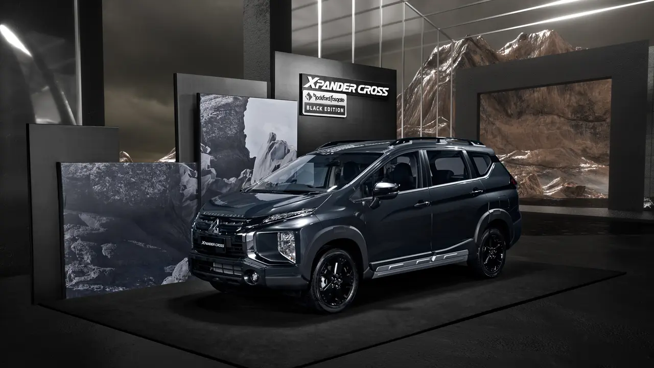 Xpander Black Edition dan Xpander Cross Rocksford Fosgate Black Edition
