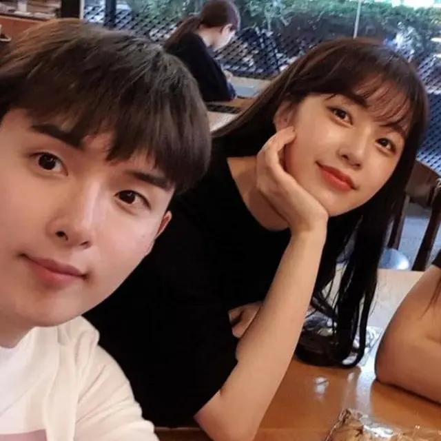 Resmi Pacaran, Ini 6 Potret Romantis Ryeowook Super Junior dan Ari Eks TAHITI