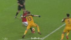 Berita video highlights Premier League 2017-2018, Manchester United vs Brighton & Hove Albion, skor 1-0. This video presented by BallBall.
