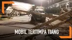 Saat tiang listrik jatuh dan menimpa mobil, pengemudi ini berhasil melarikan diri. Alhasil, pengemudi pun selamat tanpa luka sedikitpun di tubuhnya.