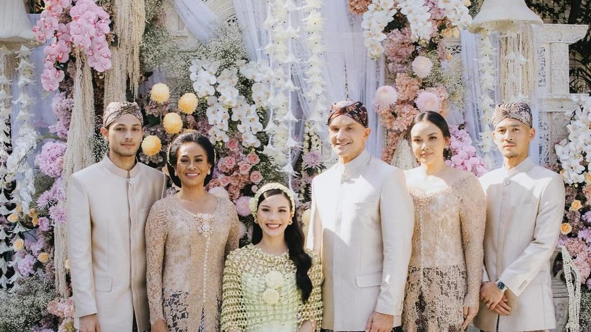 Potret Lengkap Keluarga Daguise di Rangkaian Acara Nikah Alyssa dan Al Ghazali, Tampil Memukau