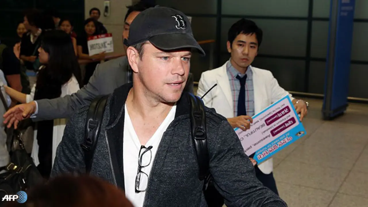 matt-damon-130823b.jpg