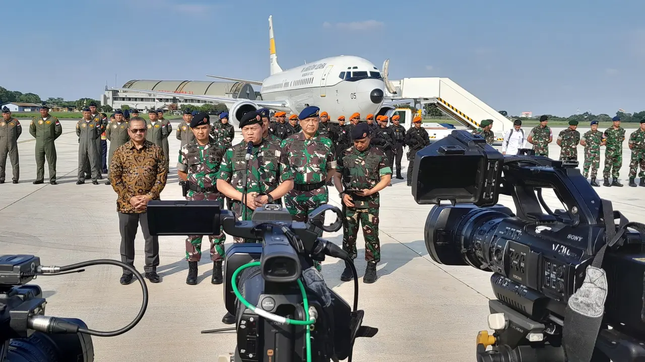 Panglima TNI Laksamana Yudo Margono di Halim Perdana Kusuma, Jakarta
