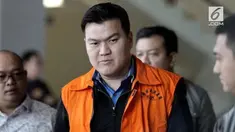 JPU pada Komisi Pemberantasan Korupsi dalam dakwaan terhadap Andi Narogong menyebut bahwa Andi merupakan tangan kanan Setya Novanto