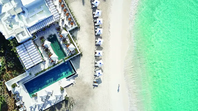 Pesona Tepi Pantai Anguilla dari Resor Berkelas