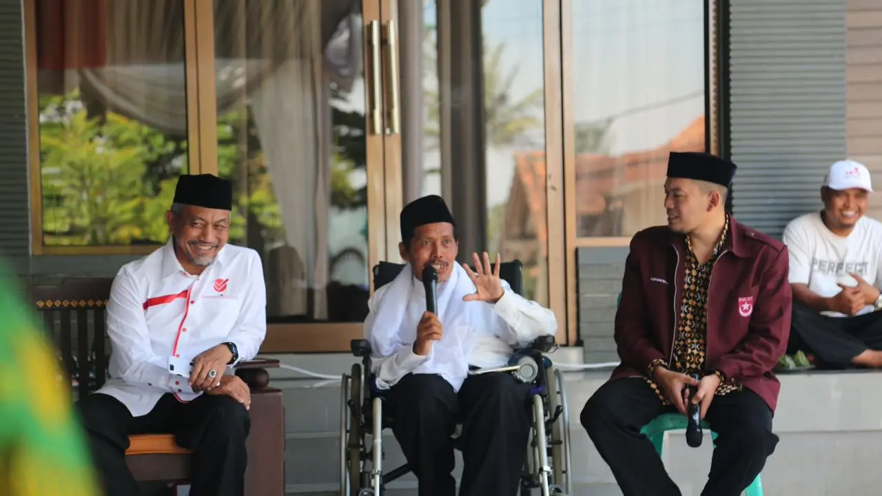 Cawagub Jawa Barat nomor urut tiga Ahmad Syaikhu kampanye di Kabupaten Bandung