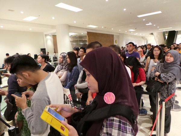 Pecinta Uniqlo yang rela menunggu berjam-jam | copyright vemale.com