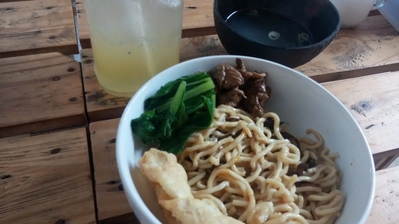 Ada Naga Api hingga Naga Bumi di Mie Pidiz Kulon Progo