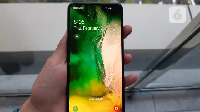 Galaxy S10e