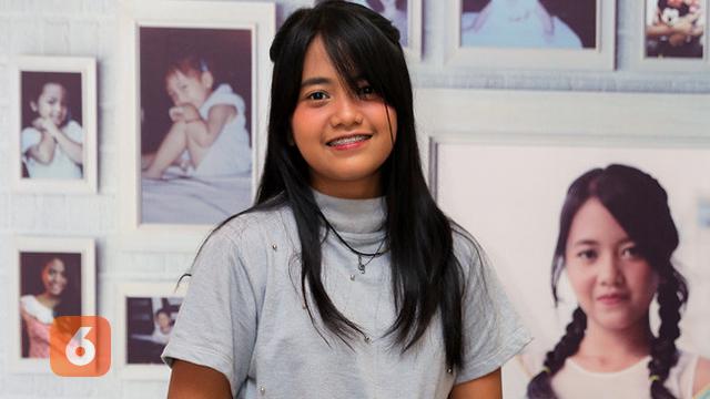 Hanin Dhiya Buktikan Tak Hanya Jago Nyanyi Di Youtube Showbiz Liputan6 Com