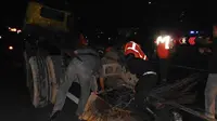 Truk Tabrak Pembatas Jalan, Tol Jakarta-Cikampek Macet 8 KM
