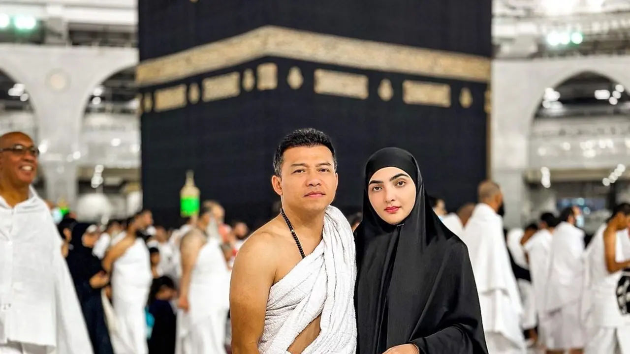 Momen Ashanty dan Anang Jalani Umroh Bareng Keluarga, Penuh Suka Cita