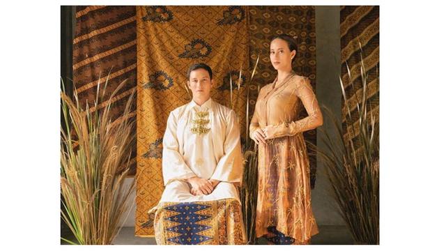 6 Potret Prewedding Terbaru Mike Lewis dan Janisaa Pradja, Tampil Menawan