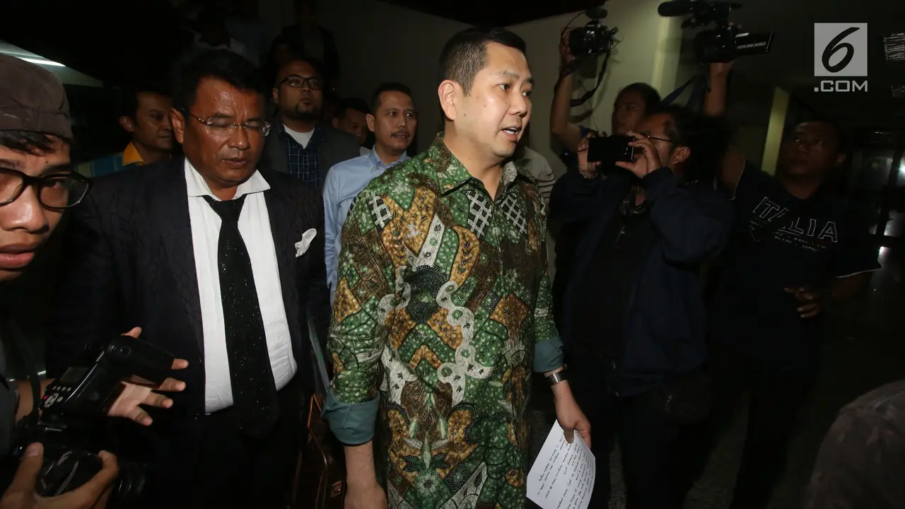 Delapan Jam Diperiksa Polisi, Begini Ekspresi HT