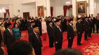 Sejumlah tokoh nasional menghadiri upacara pemberian tanda kehormatan di Istana Negara, Jakarta, Kamis (15/8/2019). Dalam rangka peringatanHUT ke-74 RI, Presiden memberikan gelar tanda kehormatan Bintang Mahaputra Utama dan Bintang Jasa Utama kepada 29 orang. (Liputan6.com/Angga Yuniar)