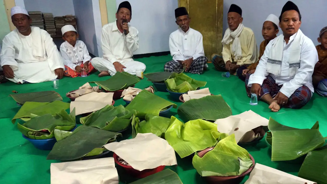 Jamaah Aboge Baru Berlebaran Hari Ini