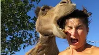 8 Foto Gagal Selfie Ini Kocak Banget