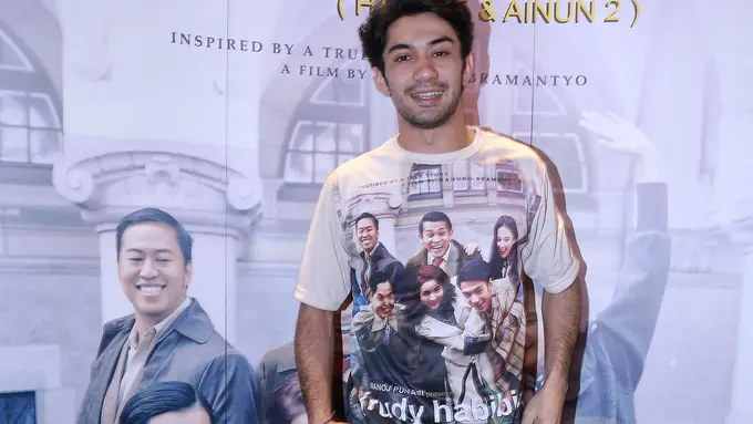 [Bintang] Reza Rahadian