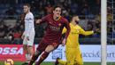 Selebrasi gol pemain AS Roma Zaniolo di menit ke-46 pada laga lanjutan Serie A yang berlangsung di stadion Olimpico, Roma, Senin (4/2). AC Milan imbang 1-1 kontra AS Roma. (AFP/Tiziana Fabi)