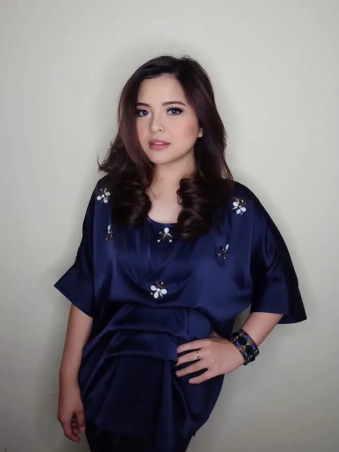 [Bintang] Selain Pintar, Ini 8 Foto Tasya Kamila yang Cantik Menawan