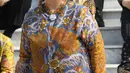 Menteri KLHK pada Kabinet Kerja 2014-2019, Siti Nurbaya diperkenalkan dalam pengumuman menteri Kabinet Indonesia Maju di Istana Merdeka, Jakarta, Rabu (23/10/2019). Siti Nurbaya kembali dipercaya Presiden Jokowi menjabat Menteri KLHK Kabinet Indonesia Maju 2019-2014. (Liputan6.com/Angga Yuniar)