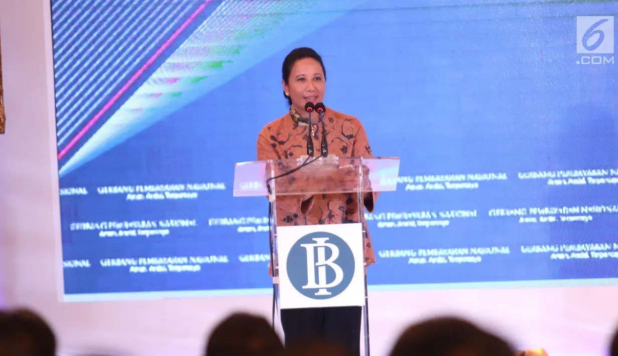 Menteri BUMN Rini Soemarno memberi sambutan dalam launching Gerbang Pembayaran Nasional (GPN) di Gedung BI, Jakarta, Senin (4/12). GPN bisa menekan biaya investasi dan infrastruktur bagi perbankan karena dapat dipakai bersama. (Liputan6.com/Angga Yuniar)