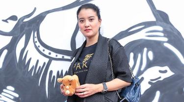 Tak Hanya Aura Kasih, 5 Artis Ini Juga Tak Follow Instagram Pasangannya