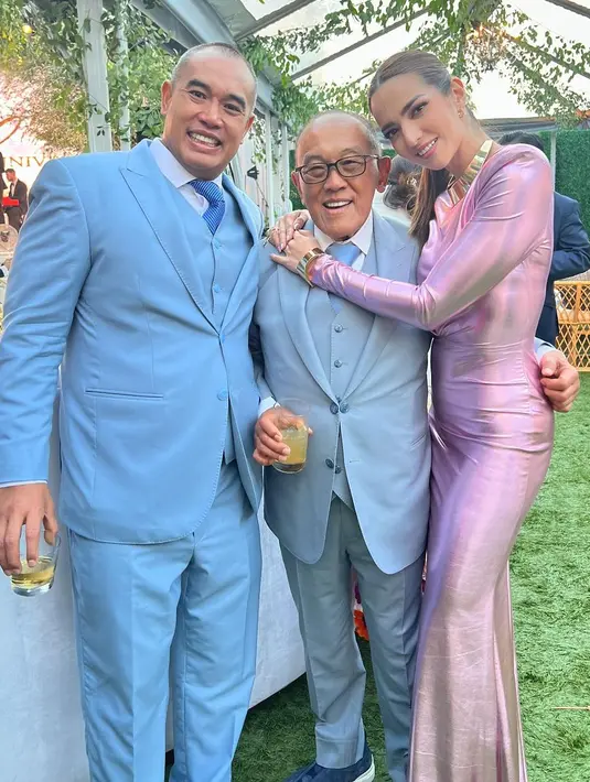 <p>Nia Ramadhani tampil elegan [Instagram/ramadhaniabakrie]</p>