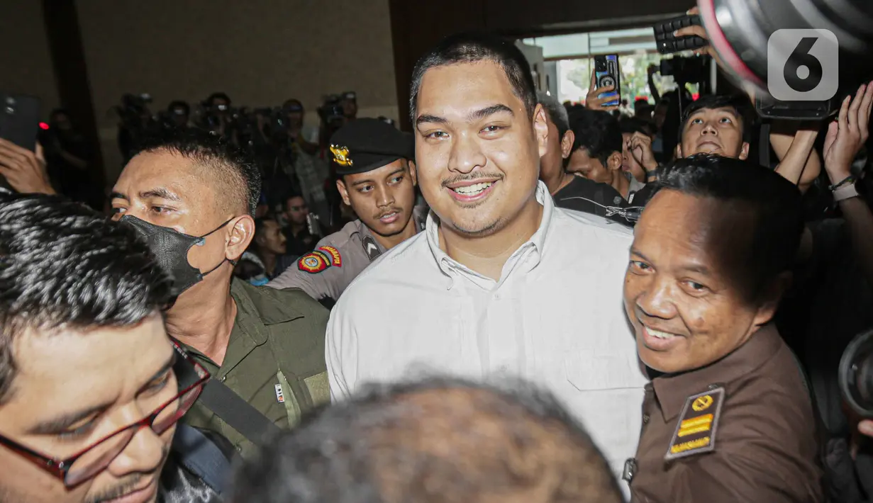 Dito Ariotedjo dihadirkan sebagai saksi dengan terdakwa mantan Menkominfo Johnny G. Plate. (Liputan6.com/Faizal Fanani)